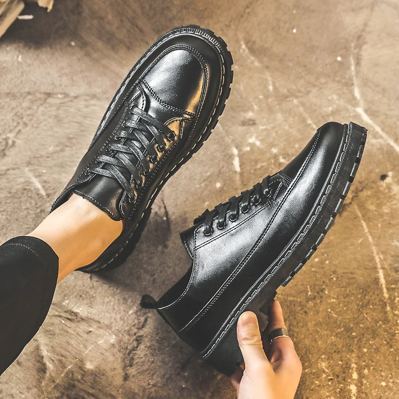 Luxus Marke Echtes Leder Kleid Schuhe Müßiggänger Männer Oxfords Brogue Lace Up Italienische Herren Casual Schuhe Mokassins Plus Größe 39-44