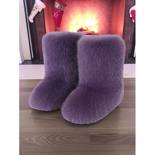 Grüne Kunstfellstiefel für Damen – gemütlicher Weihnachtsstil, perfekt für Feiertagsoutfits und festliche Anlässe Image