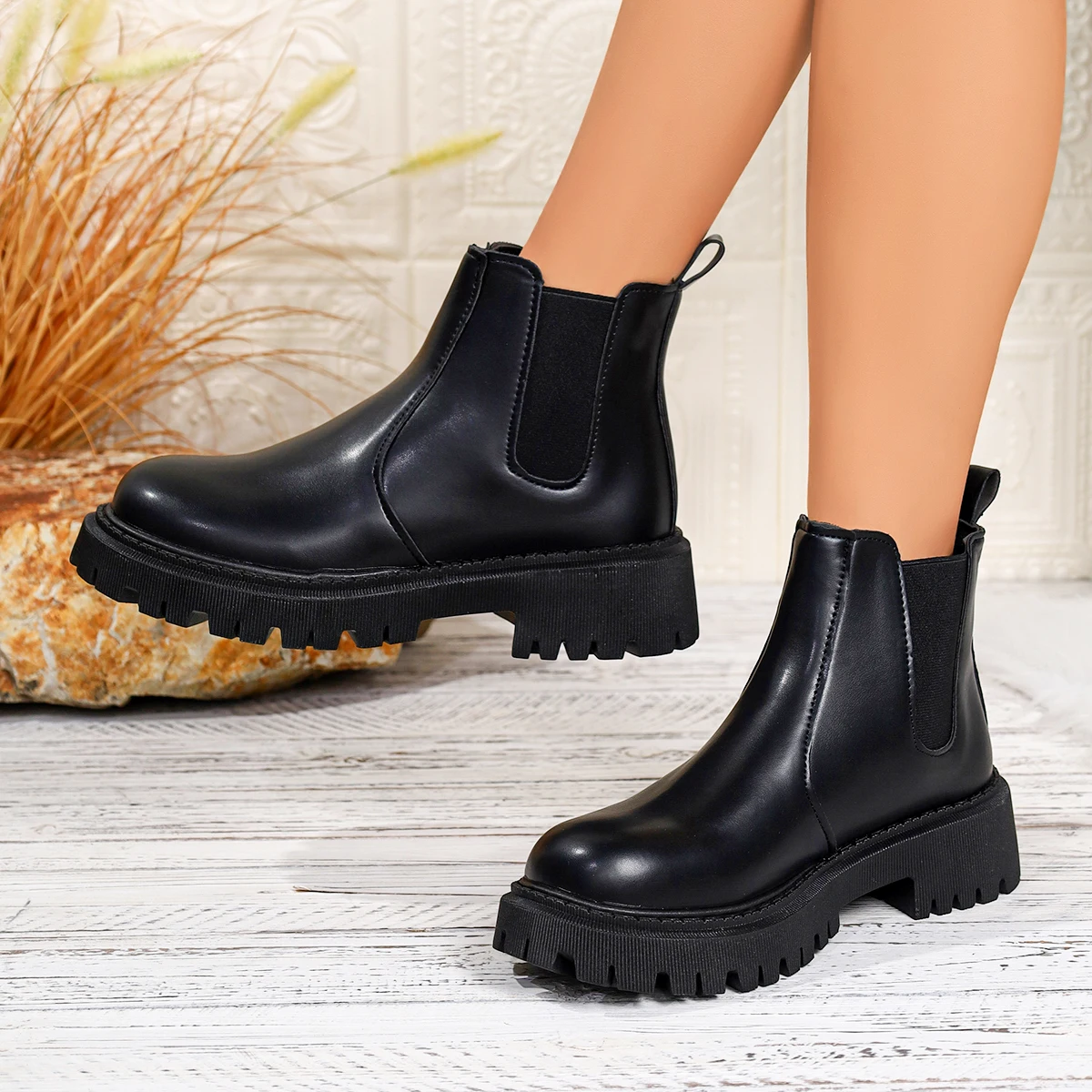 Neue Herbst Winter Chelsea Stiefel Frauen Plattform Schwarz Beige Stiefeletten für Frauen Kurze Chunky Punk Gothic Botas Schuhe