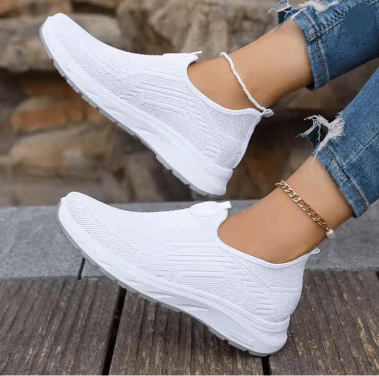 Womens Slip On Sneakers Breathable Walking Shoes Casual Comfort Flats 7.5 white