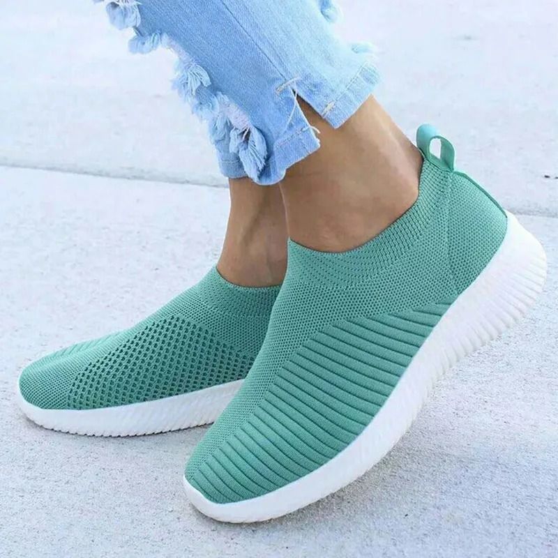Womens Slip On Casual Sneakers Lightweight Vulcanized Sports Shoes Comfortable White Walking Sneakers For Daily Wear us 6 pink