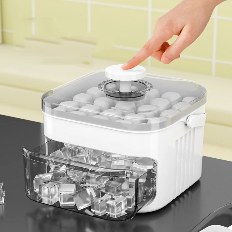 Large Capacity Reusable Ice Cube Tray With Press Top Lid white
