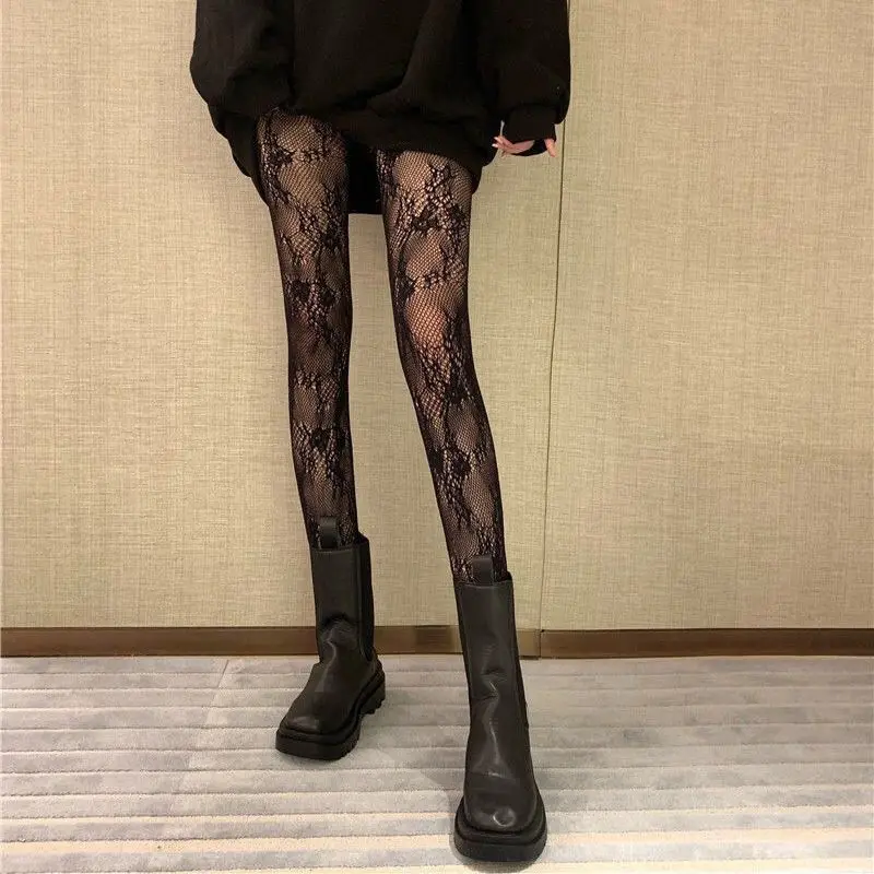 Netzstrümpfe Sexy Hot Girl Hollow Floral Butterfly Glänzende weiße Strumpfhosen Frau Punk Nachtclub Schwarz Sexy Strümpfe