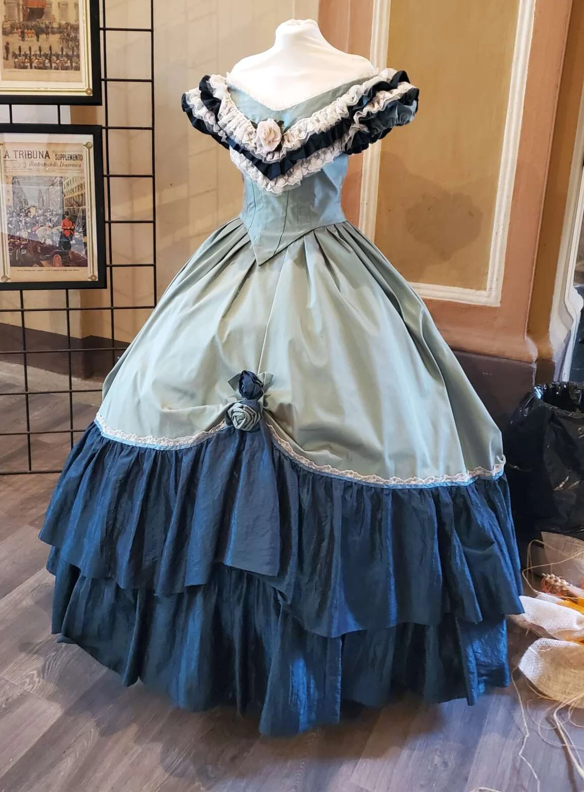 Viktorianisches Krinoline-Königin-Kleid aus dem 18. Jahrhundert, Kaiserin Sissi-Kostüm, Abendkleid, Fantasie, elegantes Gothic-Vintage-Kleid