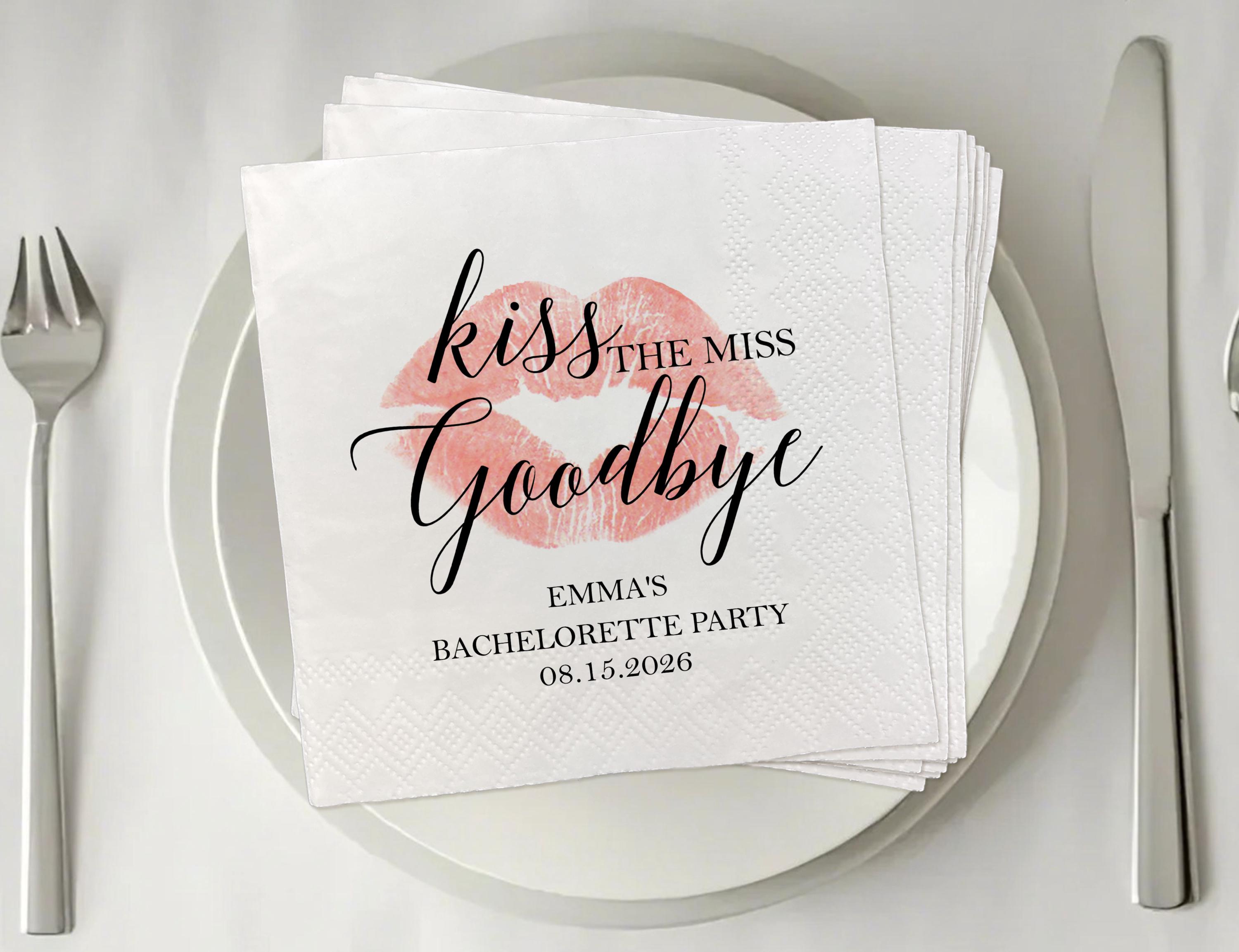"Tovaglioli per cocktail \"Kiss the Miss Goodbye Bachelorette\"/Tovaglioli per addio al nubilato \"Kiss the Miss Bridal Shower\"/Idee per feste di fidanzam"
