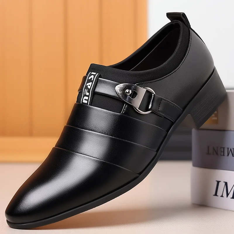 Scarpe classiche in pelle da uomo Slip on Oxford a punta Scarpe formali da matrimonio per feste da ufficio Scarpe eleganti casual da uomo