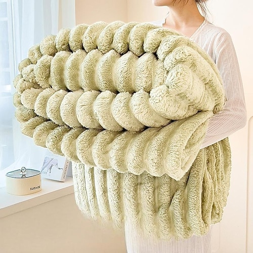 Einfarbige Luxus-Kaninchenfelldecke, dicke, warme Samtdecke aus Milchsamt für Sofa, Bett, Büro, Nickerchen, weiche, kuschelige Plüschdecke für alle Jahreszeiten. Image