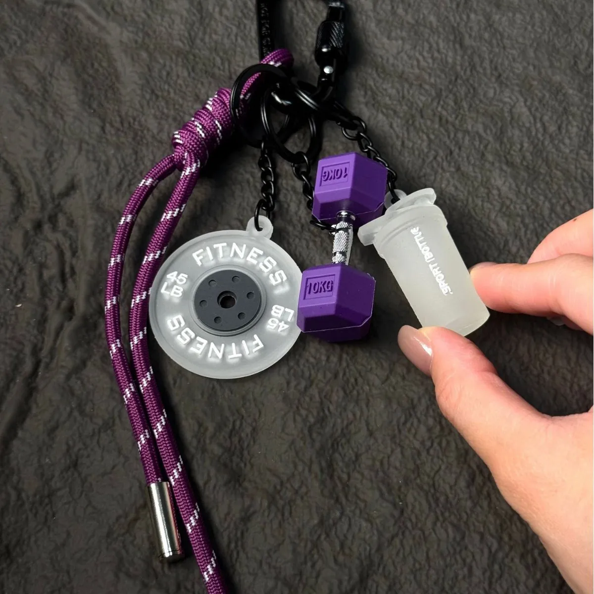 Fitness Keychain Gym Lover Barbell Key chain Weightlifting Keyring Silicone Weight Plate Gym Gifts Workout Gifts Bag Charm Backp