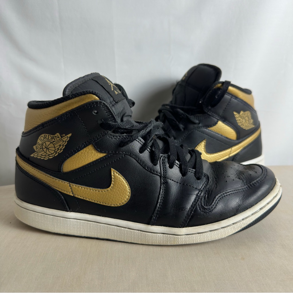Nike Shoes | Air Jordan 1 Mid Nike Black Metallic Gold Dq8426-071 Men Sneakers 9.5 Size Shoes | Color: Black/Gold | Size: 9.5