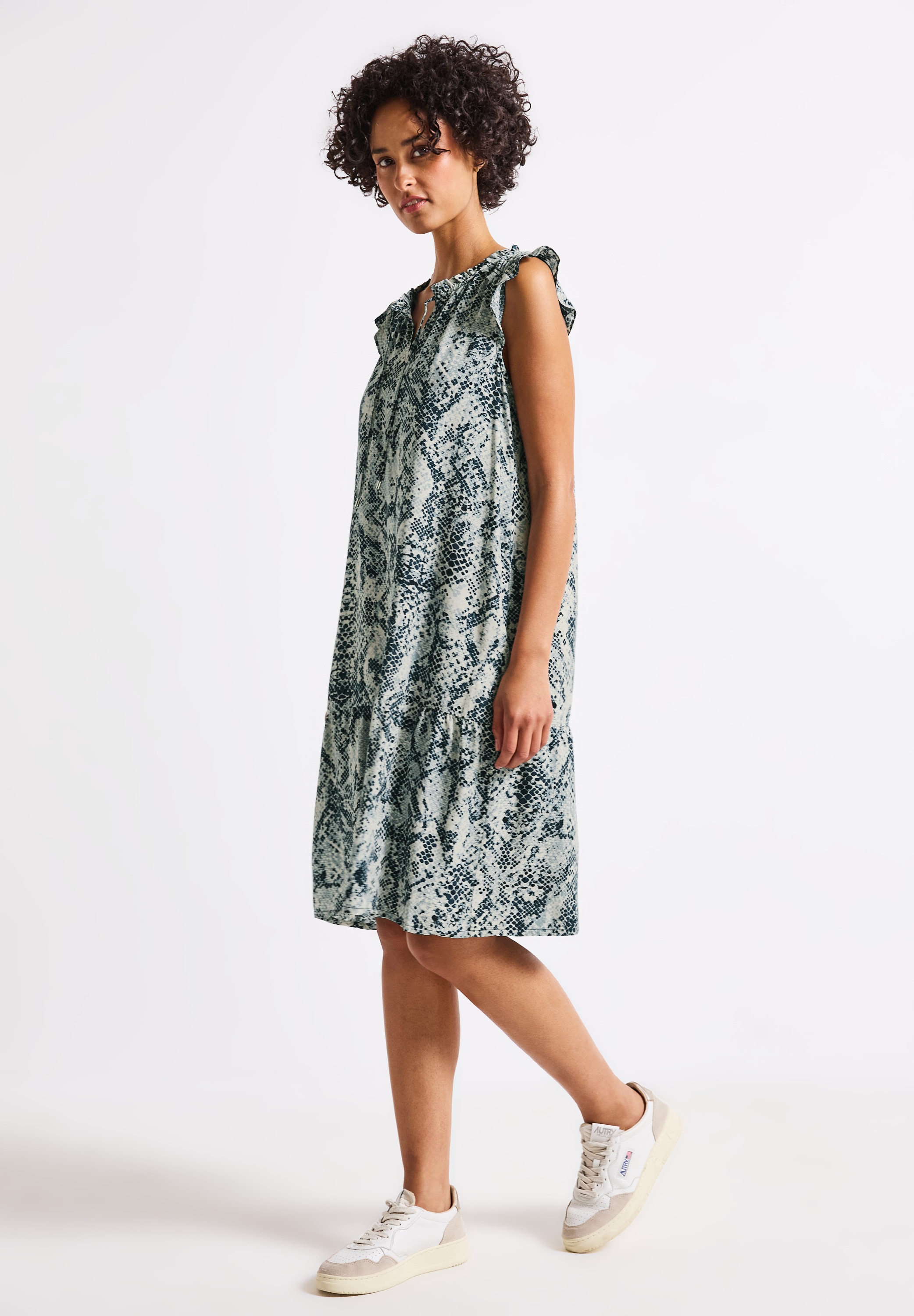 Sommerkleid STREET ONE, Damen, Gr. 34, EURO-Größen, blau (arona blau), Stoff, 100% Viskose, bedruckt, normal knielang, Rundhals, normaler Saum, Kleider Sommerkleid, mit Volant