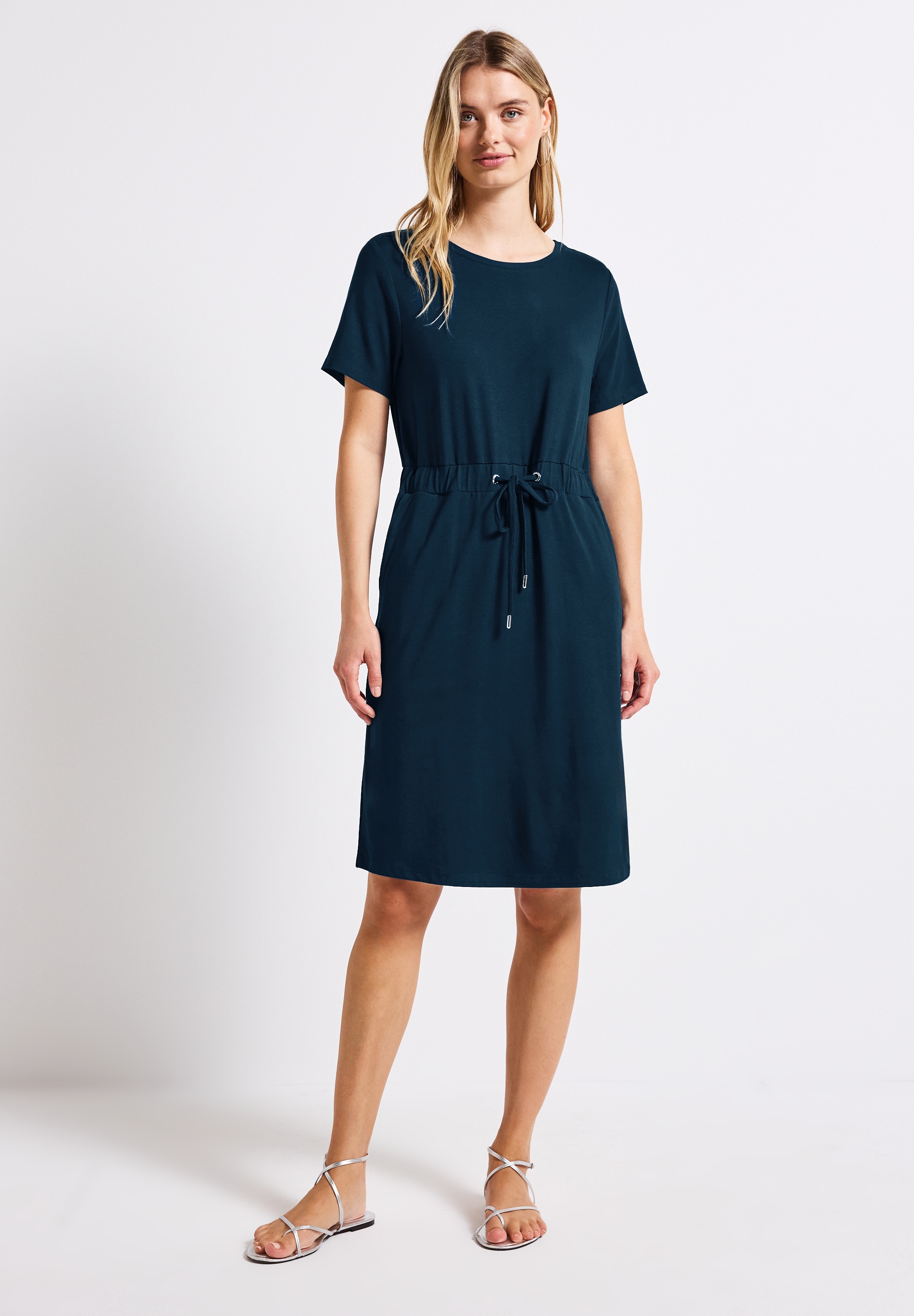 Jerseykleid STREET ONE, Damen, Gr. 42, EURO-Größen, blau (tide blau), Jersey, 95% Viskose, 5% Elasthan, unifarben, normal knielang, Rundhals, abgesteppt, Kleider Jerseykleid, mit Tunnelzug an der Taille