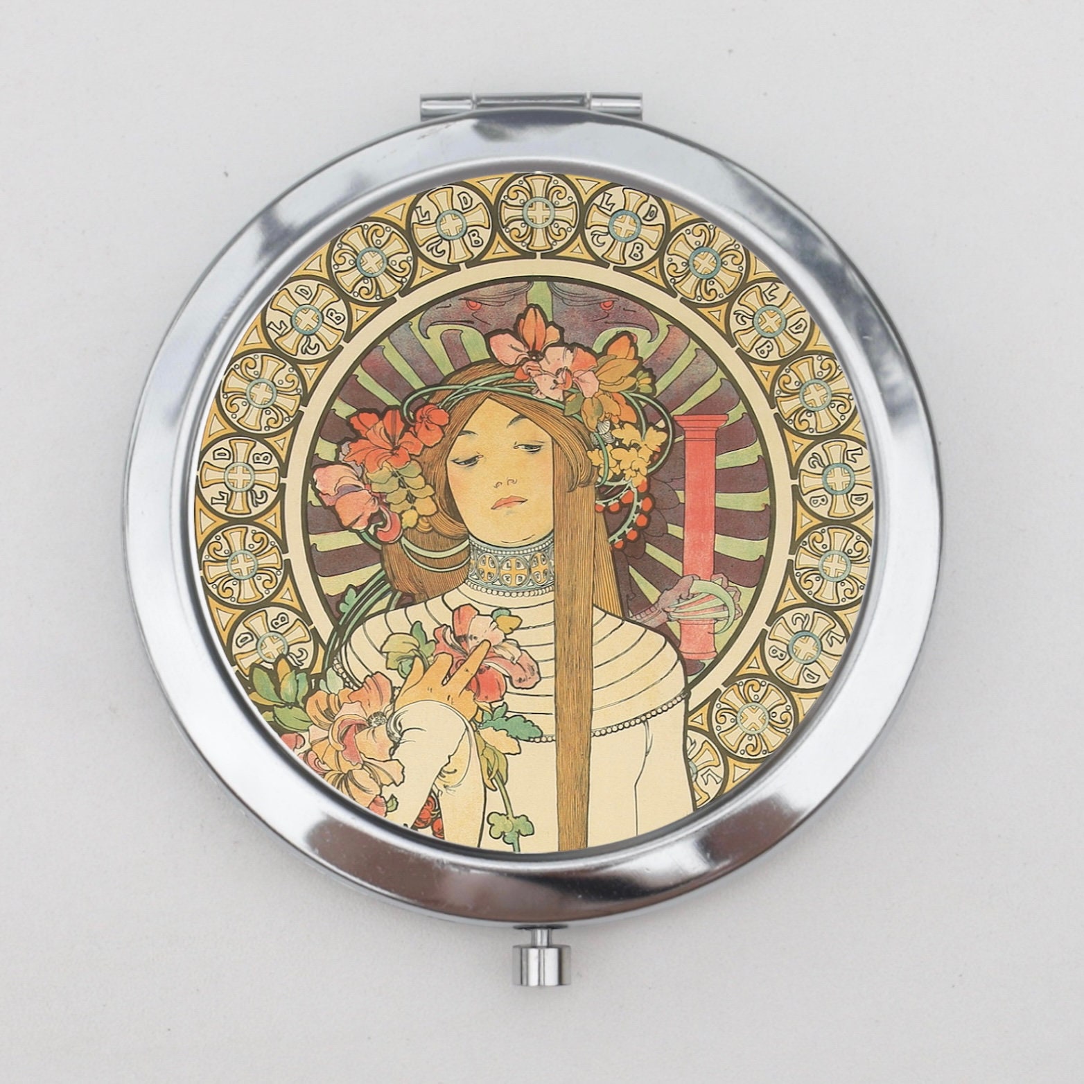 Specchio compatto o portapillole di Alphonse Mucha - La Trappista, Art Nouveau, Portagioie, Scatola portaoggetti, Portapillole, Portapillole, Piccolo