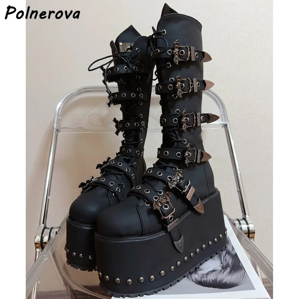 Schwarze Nieten-Stiefel mit mehreren Schnallen, dunkles Punk-High-Erhöhen-Plattform, dicke Sohle, runde Zehen, kniehohe Stiefel, Metall-Punk-Lederschuhe