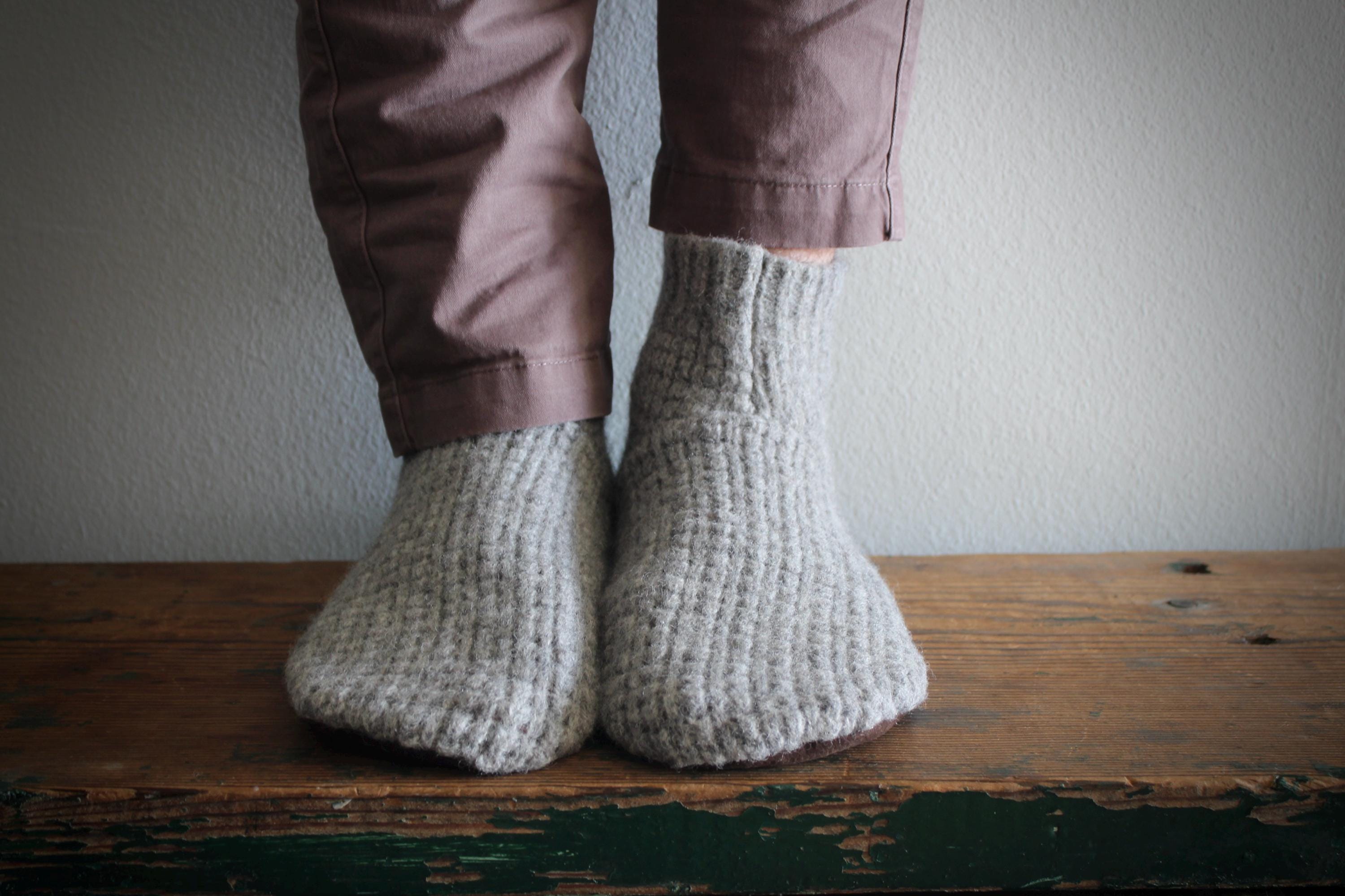 Pantofole di lana da uomo, pantofole di lana, calzini da uomo, pantofole di lana da uomo con suola in pelle, pantofole da uomo, pantofole di lana fatt