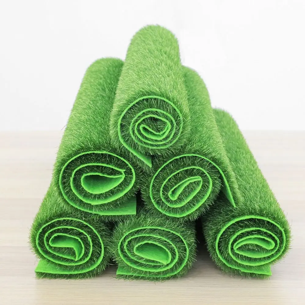 Langlebige grüne Grasmatte, künstliche Rasen, Teppiche, DIY, Mikrolandschaft, gefälschter Sorte, Simulation, Moos, Rasen, Zuhause, Bodendekoration Image