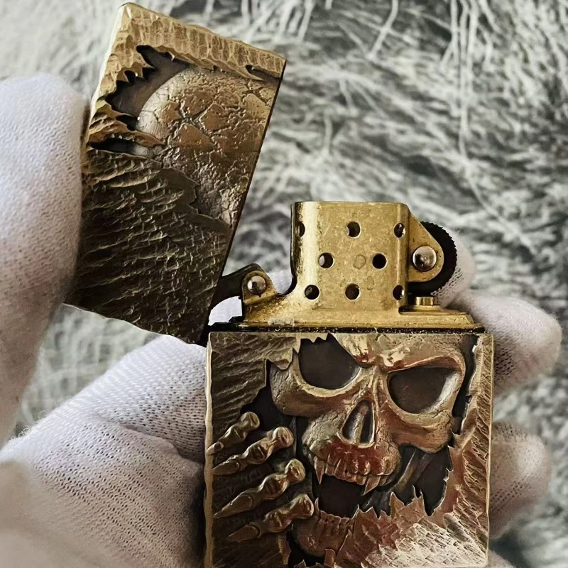 Zorro 912S 915S Messingrüstung Kerosinfeuerzeug Handgeschnitzte alte dreidimensionale Relief Retro altmodische Schleifscheibe Image