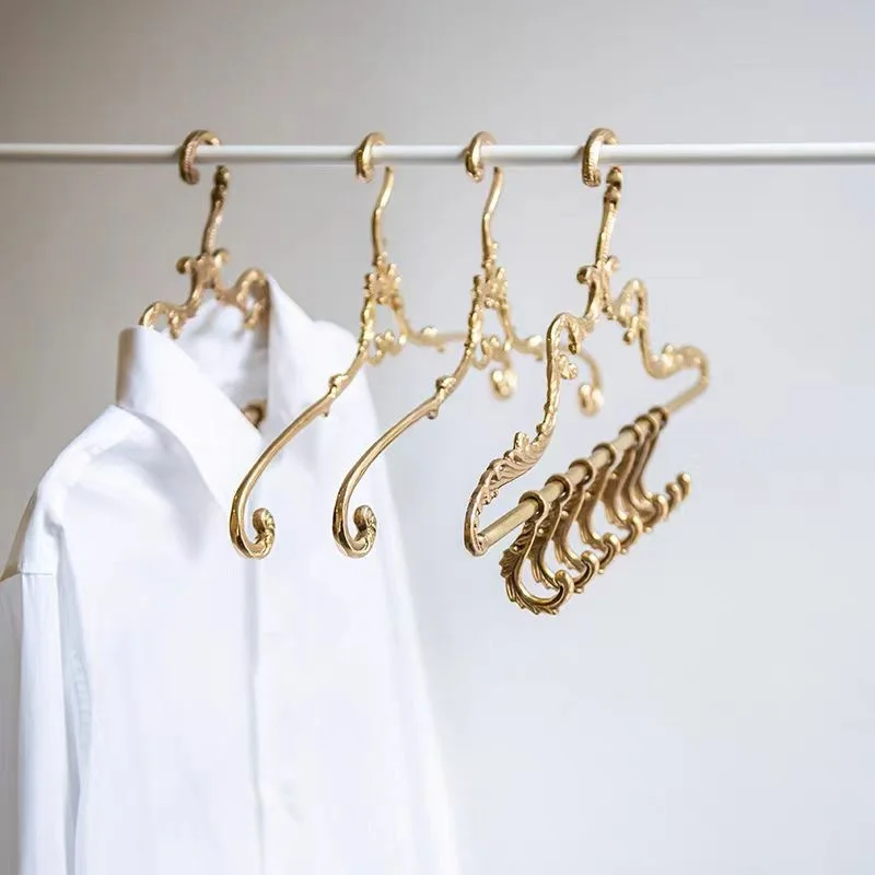 American Retro Clothes Hanger Solid Brass Wedding Dress Hangers Strong Wardrobe Clothes Coat Hangers Gold Decoration Metal Rack