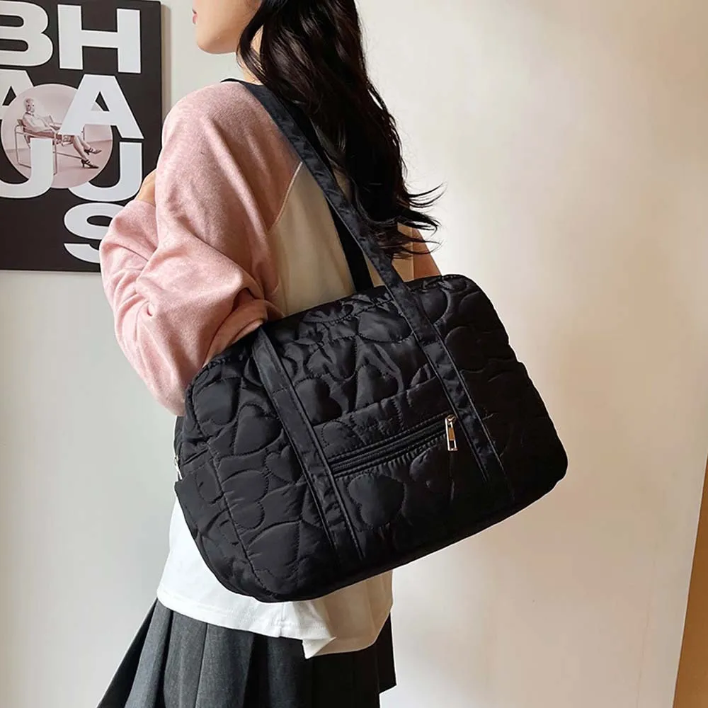 Sac à main brodé matelassé en forme de cœur à la mode, sac à bandoulière souple à la mode automne hiver, sac fourre-tout Simple de couleur unie