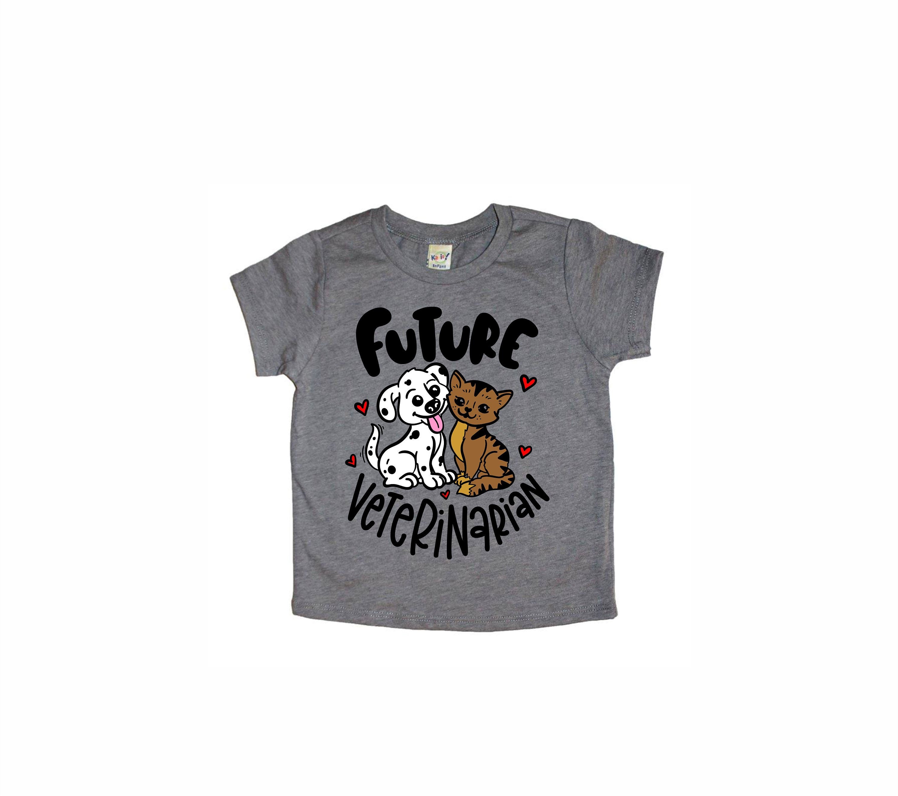 Futuro veterinario - veterinario camicia di compleanno - t-shirt gatto - camicia canina - bambini piccoli animal lover t-shirt - futuro veterinario te