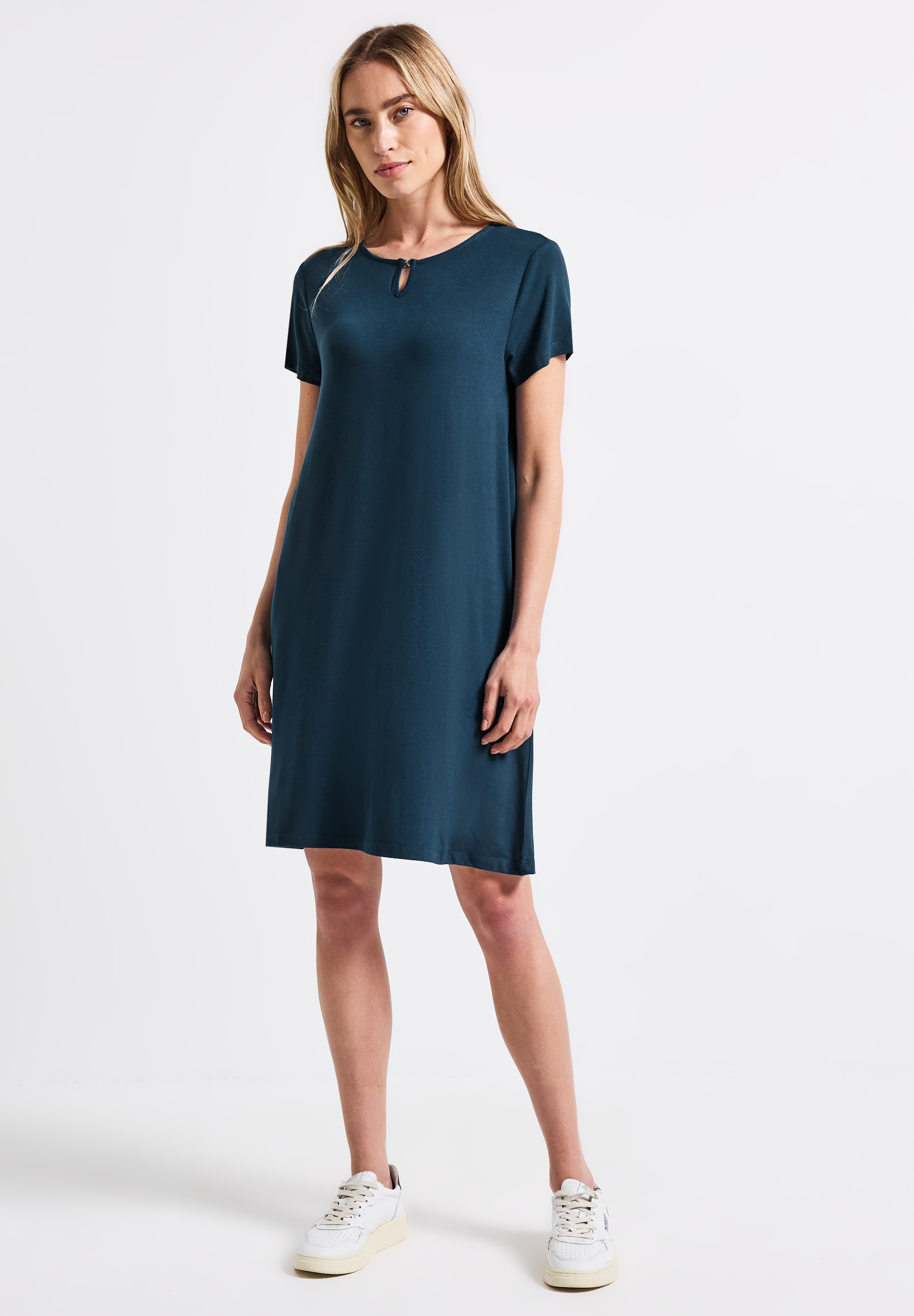 Sommerkleid STREET ONE, Damen, Gr. 42, EURO-Größen, blau (tide blau), Stoff, 95% Viskose, 5% Elasthan, unifarben, normal knielang, Rundhals, Bündchen, Kleider Sommerkleid, soft und trageangenehm