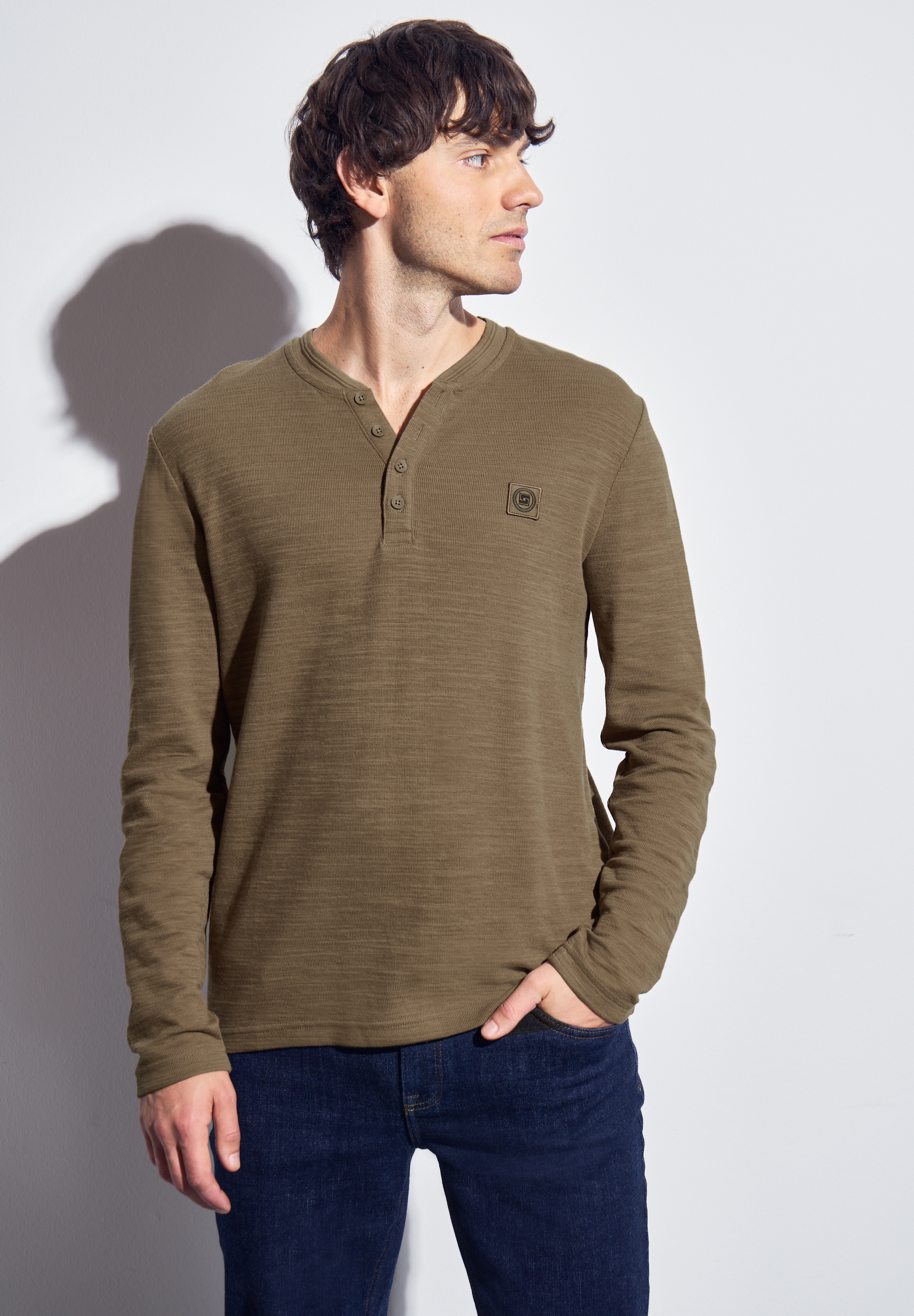 Langarmshirt STREET ONE MEN, Herren, Gr. M (40), braun (ash braun), Web, 96% Baumwolle, 4% Polyester, unifarben, normal normal, Rundhals, abgesteppt, Shirts Langarmshirt, im soften Baumwoll-Mix