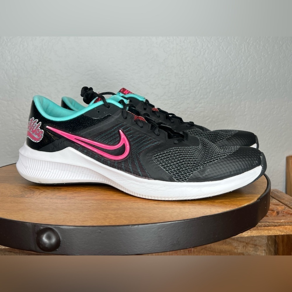 Nike Shoes | 397. Nike Downshifter 11 Se Grade School Kids' Running Shoes Nike 7y | Color: Black/Pink | Size: 7bb