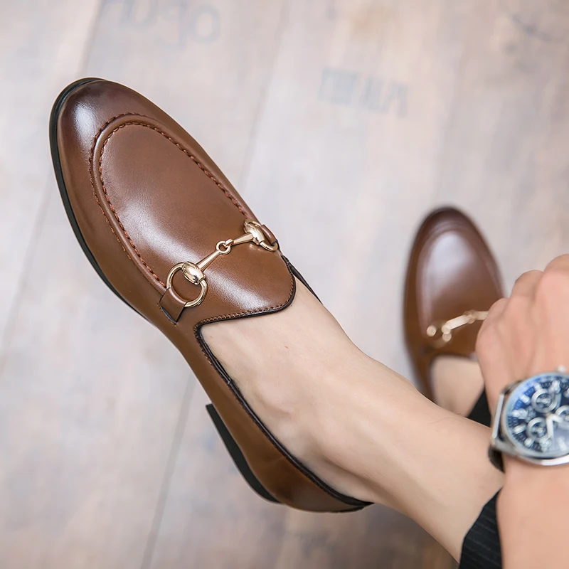 Luxus Männer Formale Schuhe Schwarz Braun Klassische Pferd Schnalle Mode Vielseitige Loafer Europäischen Herren Schuhe Größe 38-48 Männer schuhe
