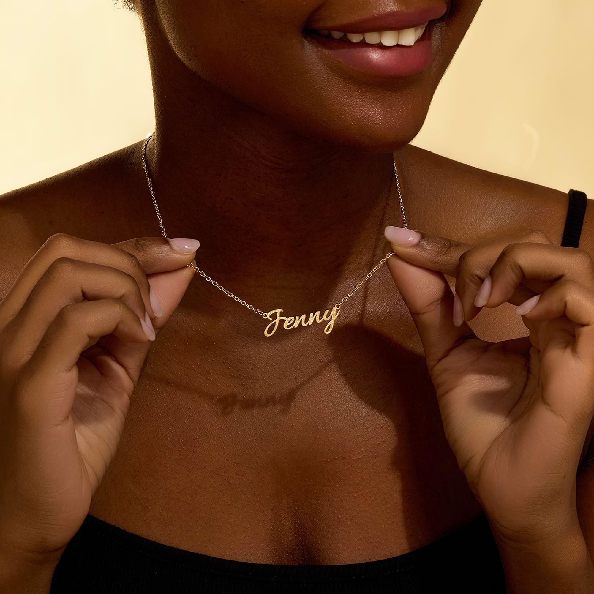 Collana con nome in oro opaco, collana con nome personalizzato, collana con nome personalizzato, collana per la mamma, collana con nome, regalo di Nat