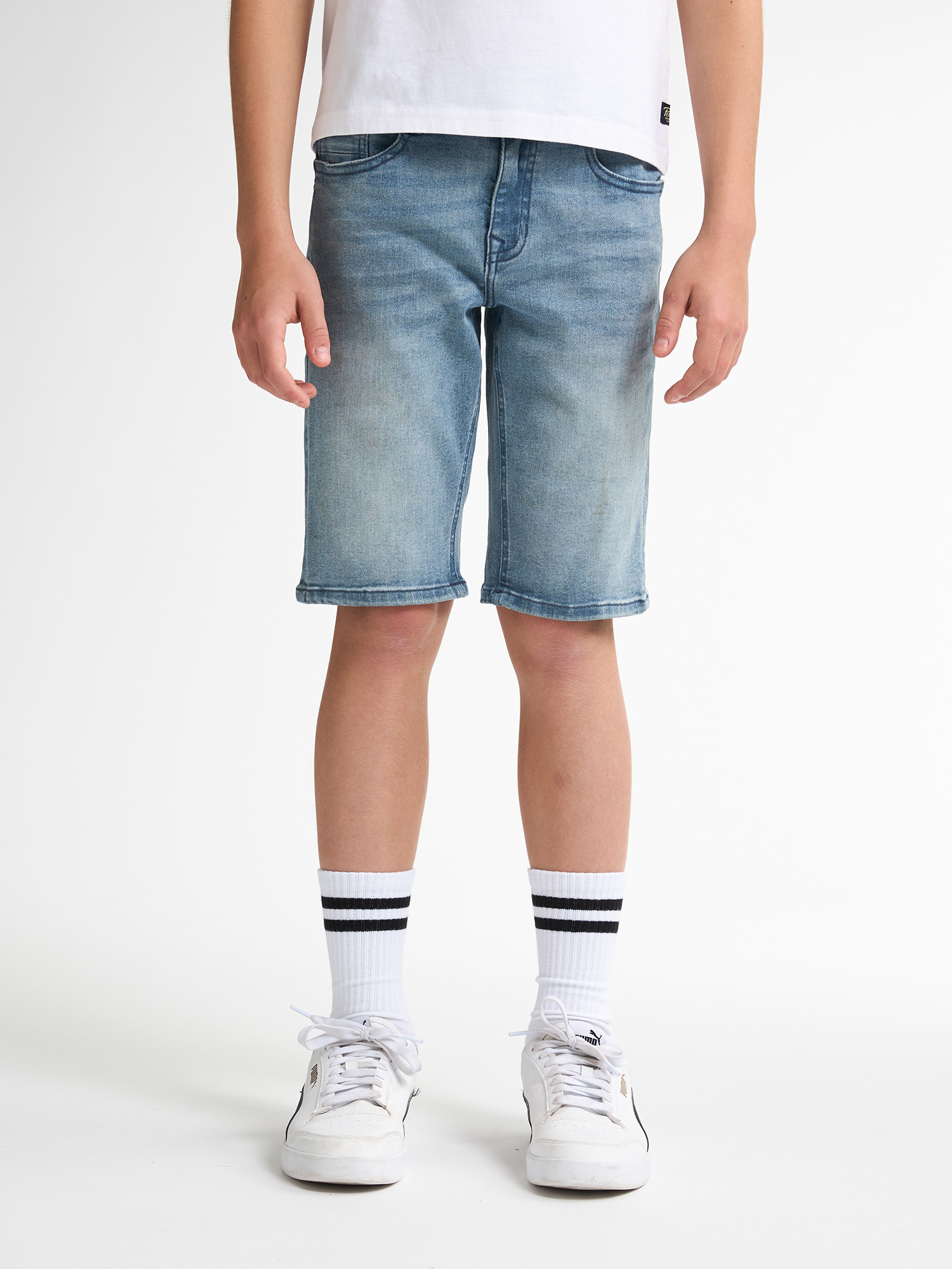 Petrol Industries - Bullseye Denim Shorts Teak Jungen - Blau Image