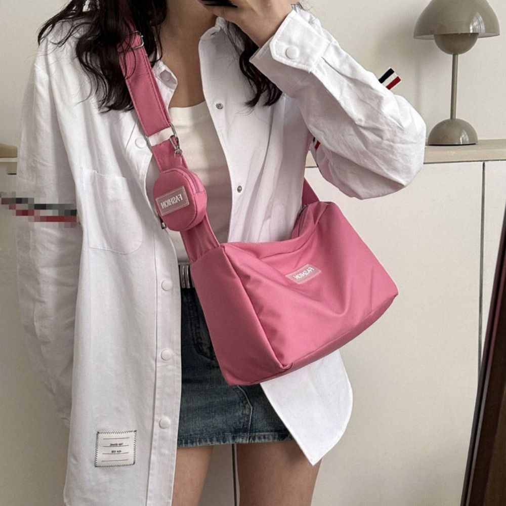 Korean Version Large Capacity, Fashion Lightweight Oxford Bag, Crossbody Bag Casual Versatile, New Autumn Winter Fashion red