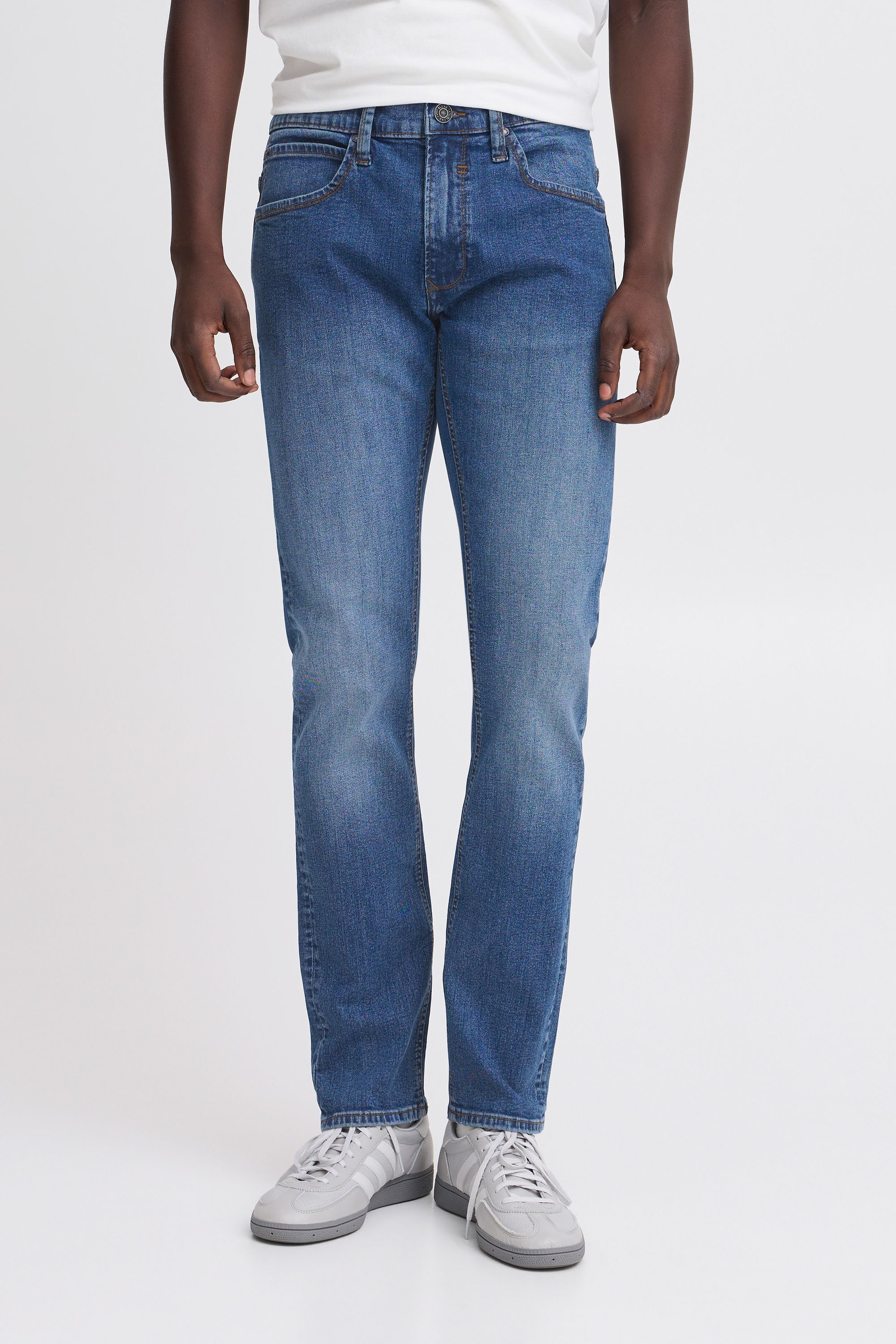 5-Pocket-Jeans BLEND "BHTwister", Herren, Gr. 31, EURO-Größen, middle blau, 34, Jeans, 98% Baumwolle, 2% Elasthan, unifarben, slim fit normal, Jeans 5-Pocket-Jeans, Klassische Slim-Fit-Jeans im 5-Pocket-Stil