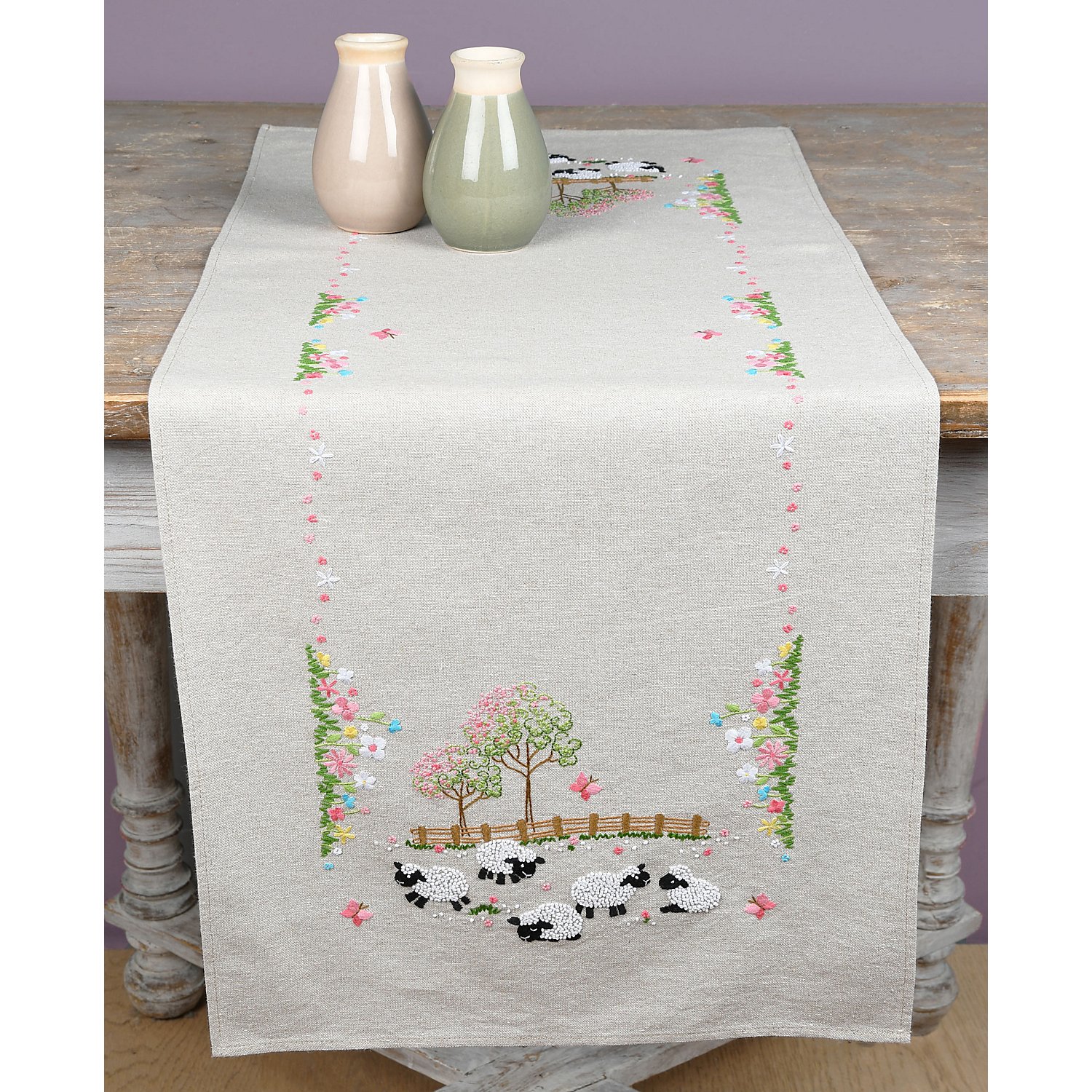 Stickläufer Schäfchen auf der Weide Image