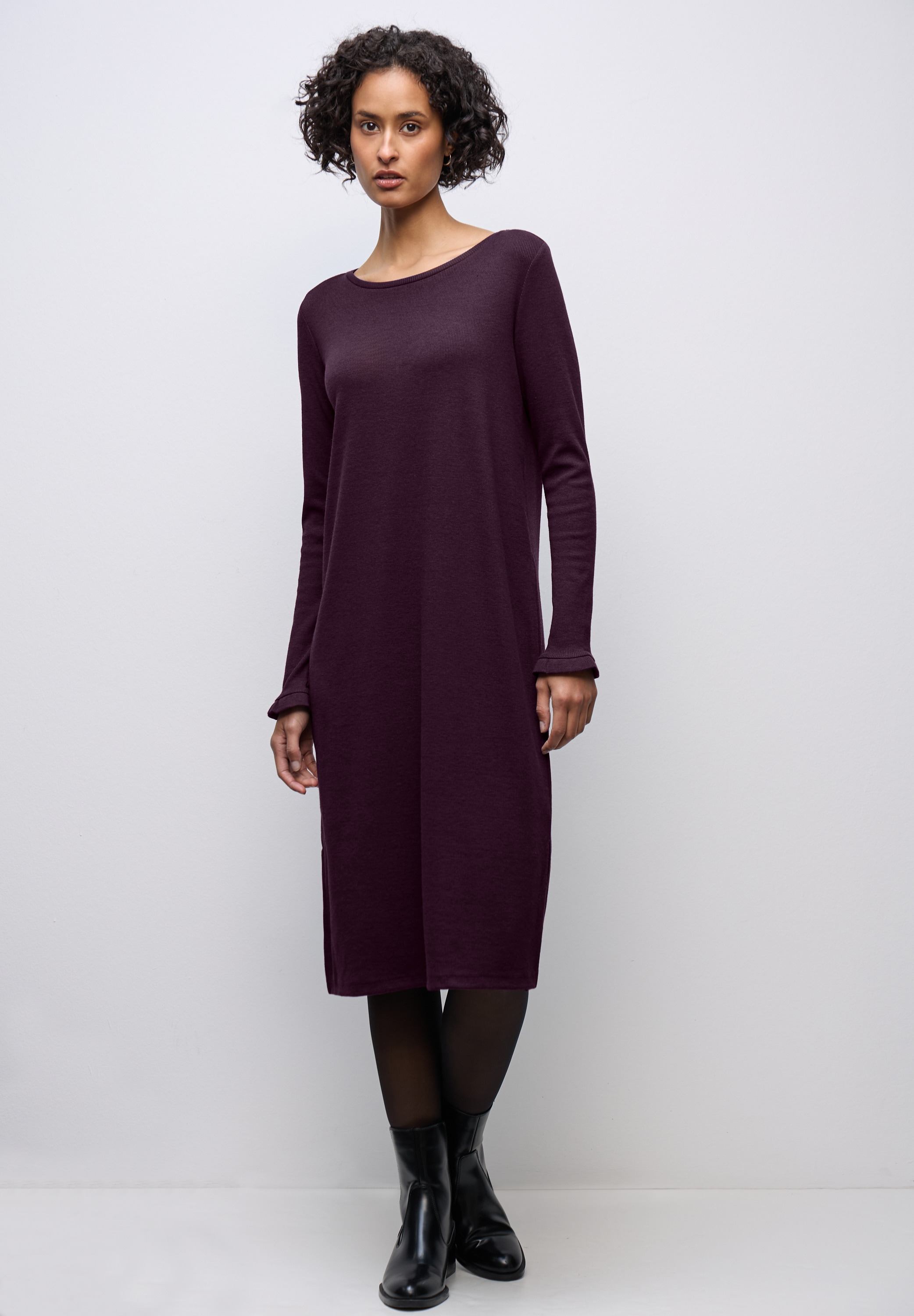 Midikleid STREET ONE, Damen, Gr. 34, EURO-Größen, jazz berry, Stoff, 63% Polyester, 34% Viskose, 3% Elasthan, unifarben, normal kniebedeckend, Rundhals, gewellter Abschluss, Kleider Midikleid, mit Rundhalsausschnitt