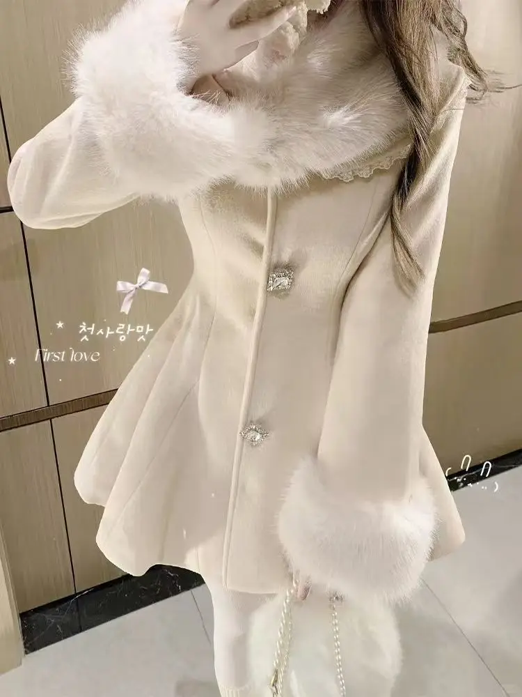 Winter Koreanische Mode Lolita Design frauen Graben Mantel Solide Pelz Kragen Abnehmen Chic Spitze Windjacken Französisch Elegante Veranstaltungen