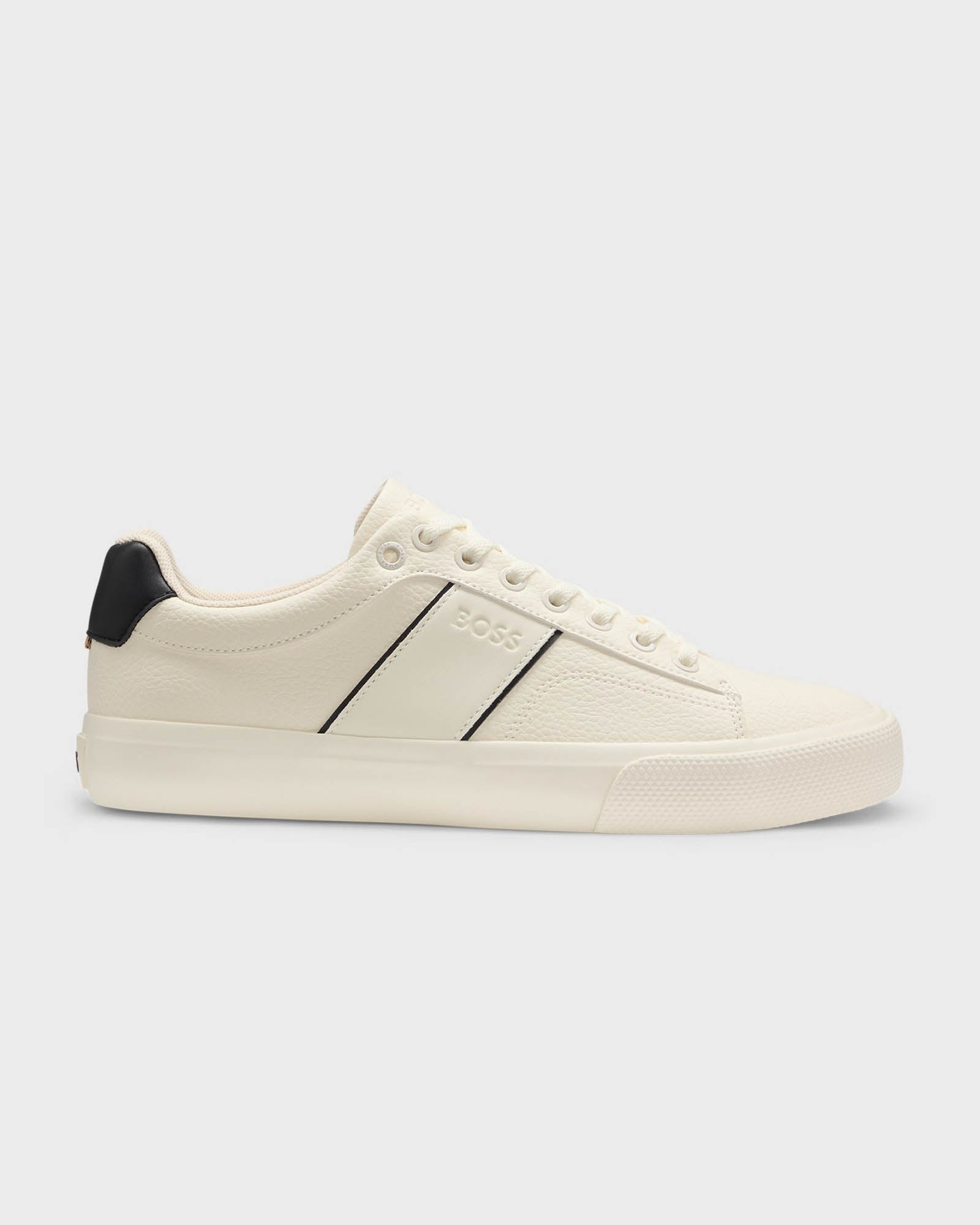 Aiden Tenn Trainers in Elfenbein Image