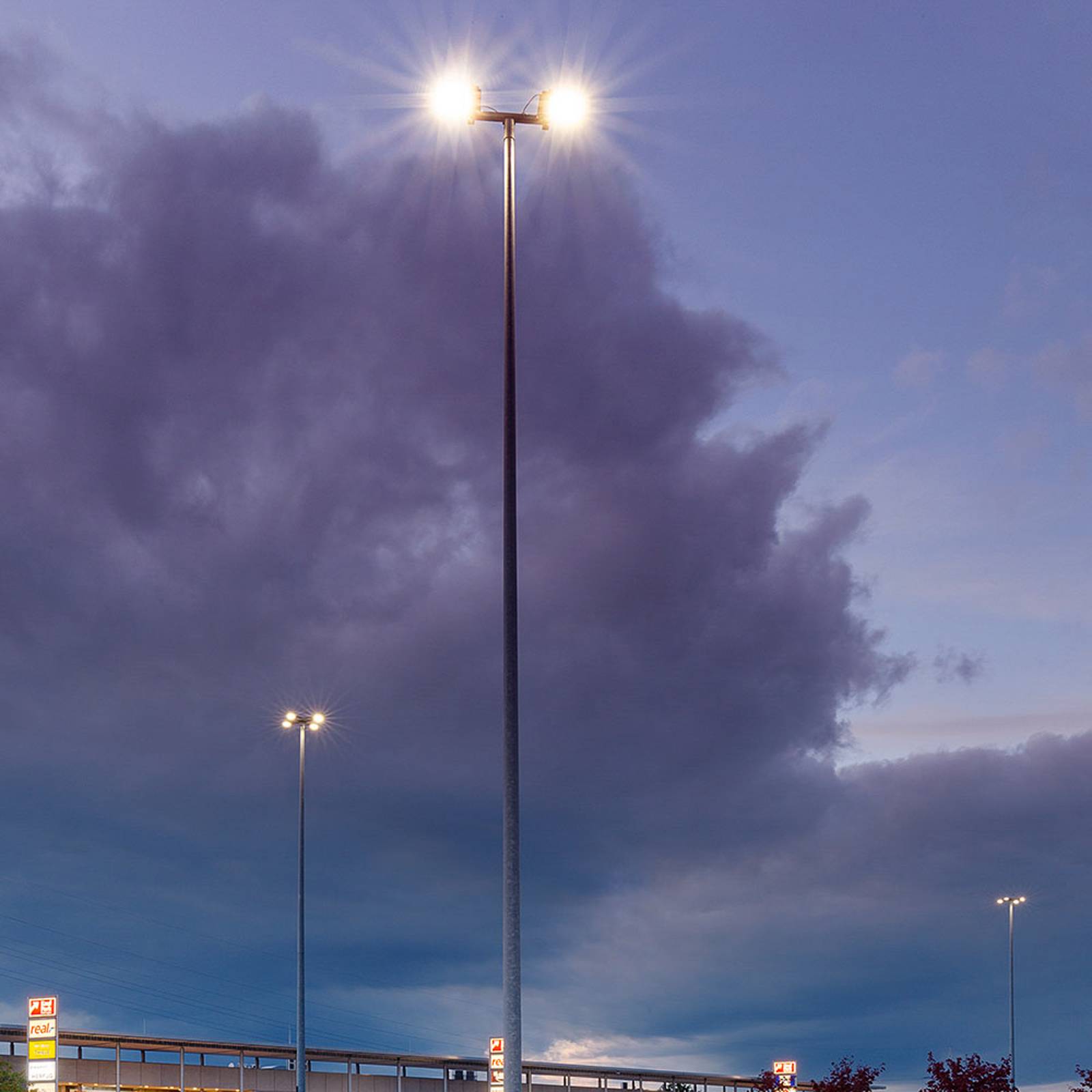 DOTLUX LED-Fluter LENSplus, 100 W, schwarz, Alu 5.000 K IP66 LENSplus, schwarz, Aluminium