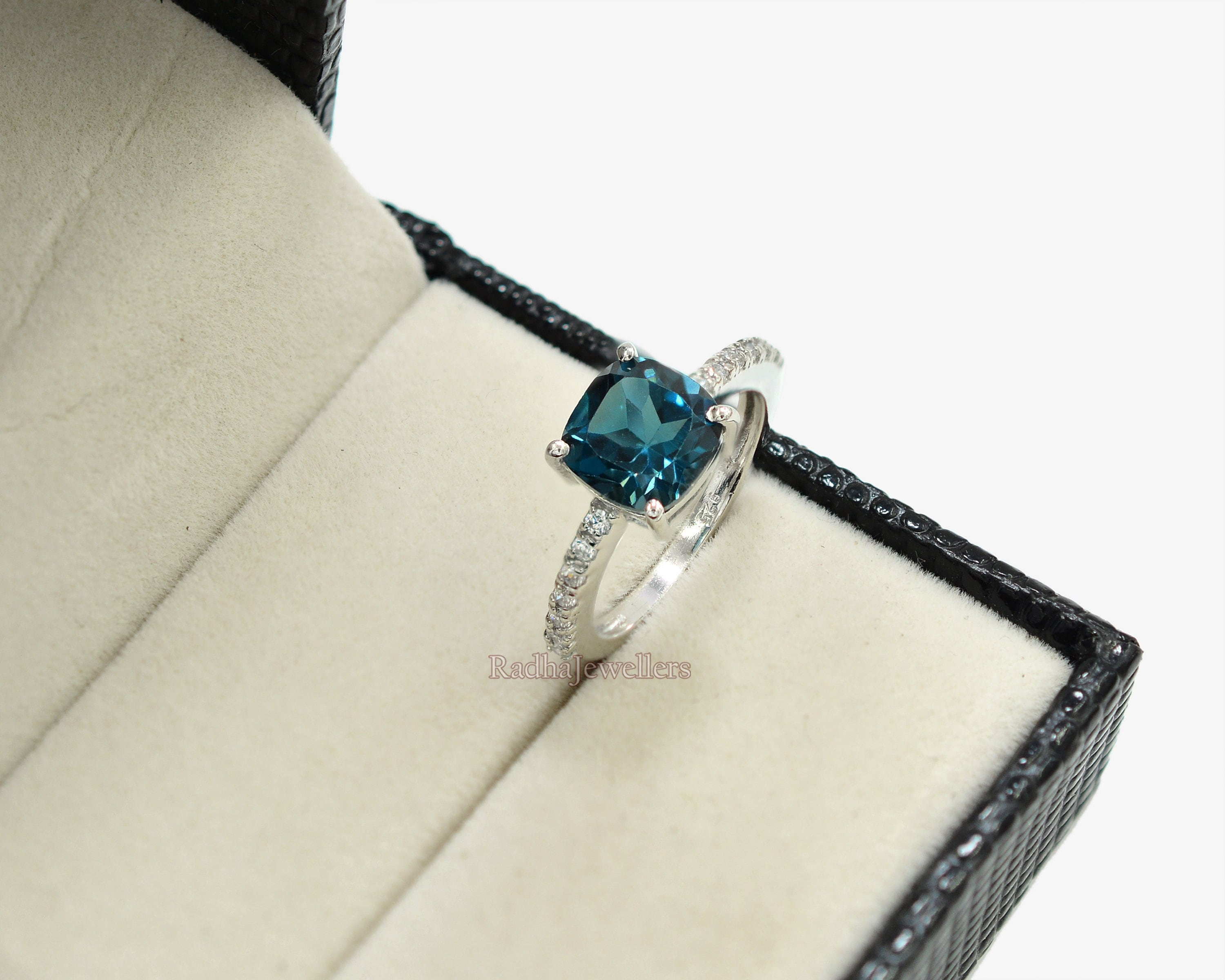 8 mm Kissenschliff 2.60CT Natürlicher London Blauer Topas Ring, 925 Sterling Silber, Solitär Ring, Dezember Geburtsstein, Ehering, Geschenk für Sie