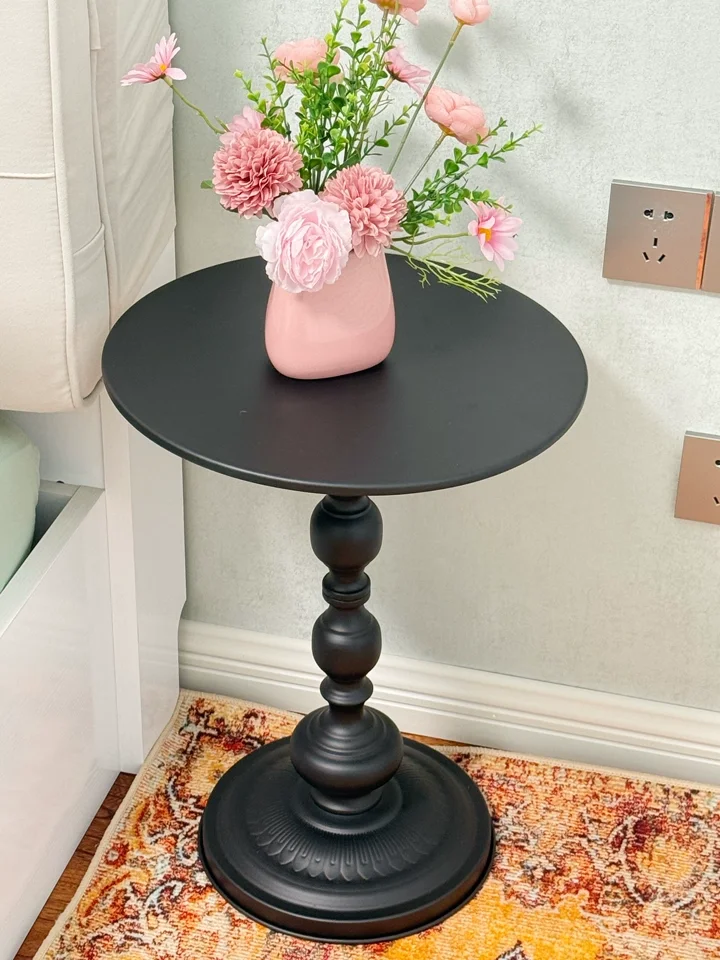 Industrieller Beistelltisch, rustikaler runder Couchtisch für Sofa, Schlafzimmer, Balkon, Beistelltisch mit Eisenrahmen, Vintage-Heimdekoration