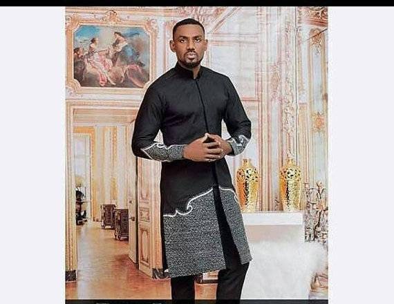 Abito da uomo africano con pantaloni, dashiki da uomo, abito da sposo africano, abito da sposa, abito nero, africano, dashiki, abbigliamento maschile.