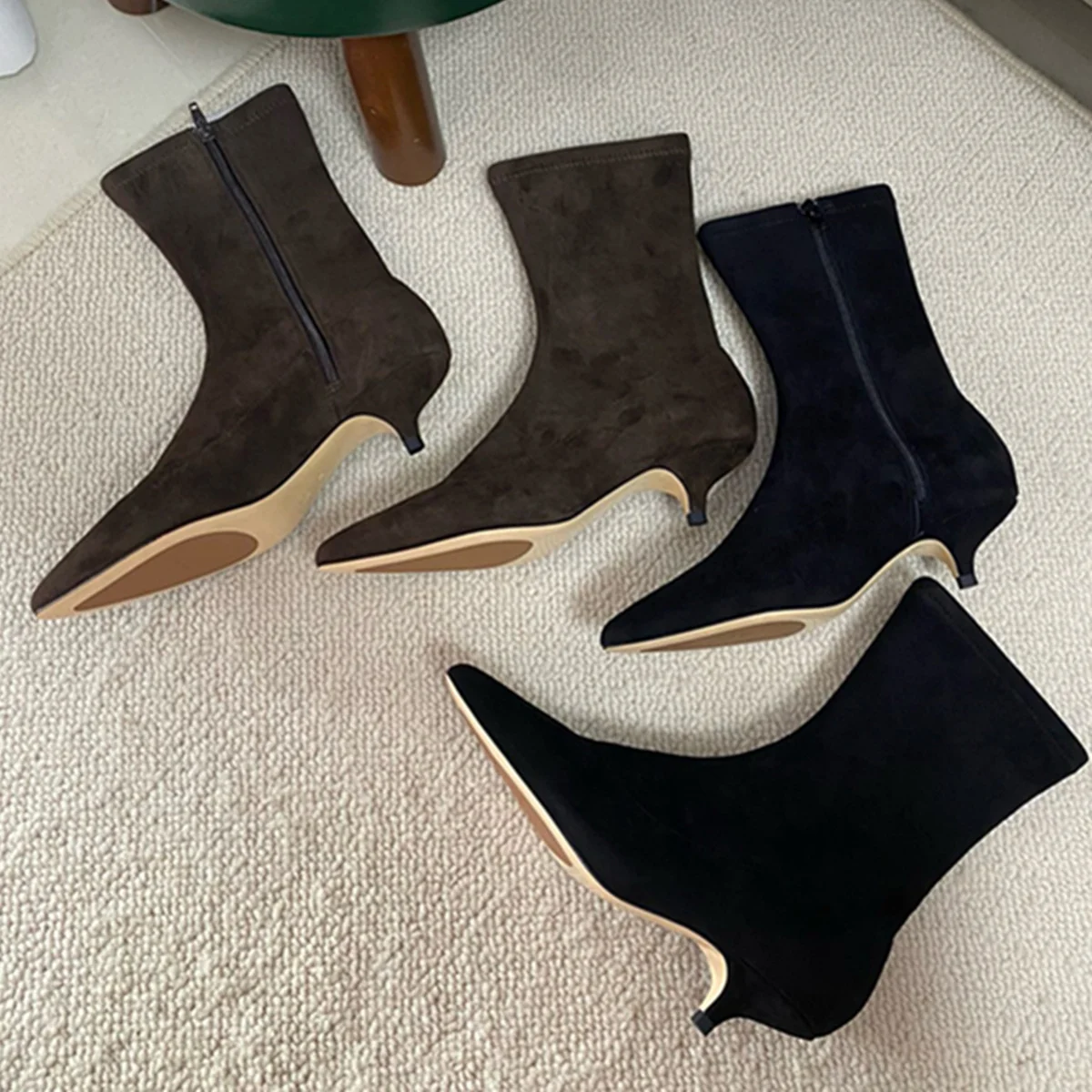 Dave&Di Stretch-Stiefel aus italienischem Schaffell, Vintage-Stil, spitzer Zehenbereich, elegante Pendler-Absätze, Stiefel, minimalistische Damenstiefel, Damenschuhe