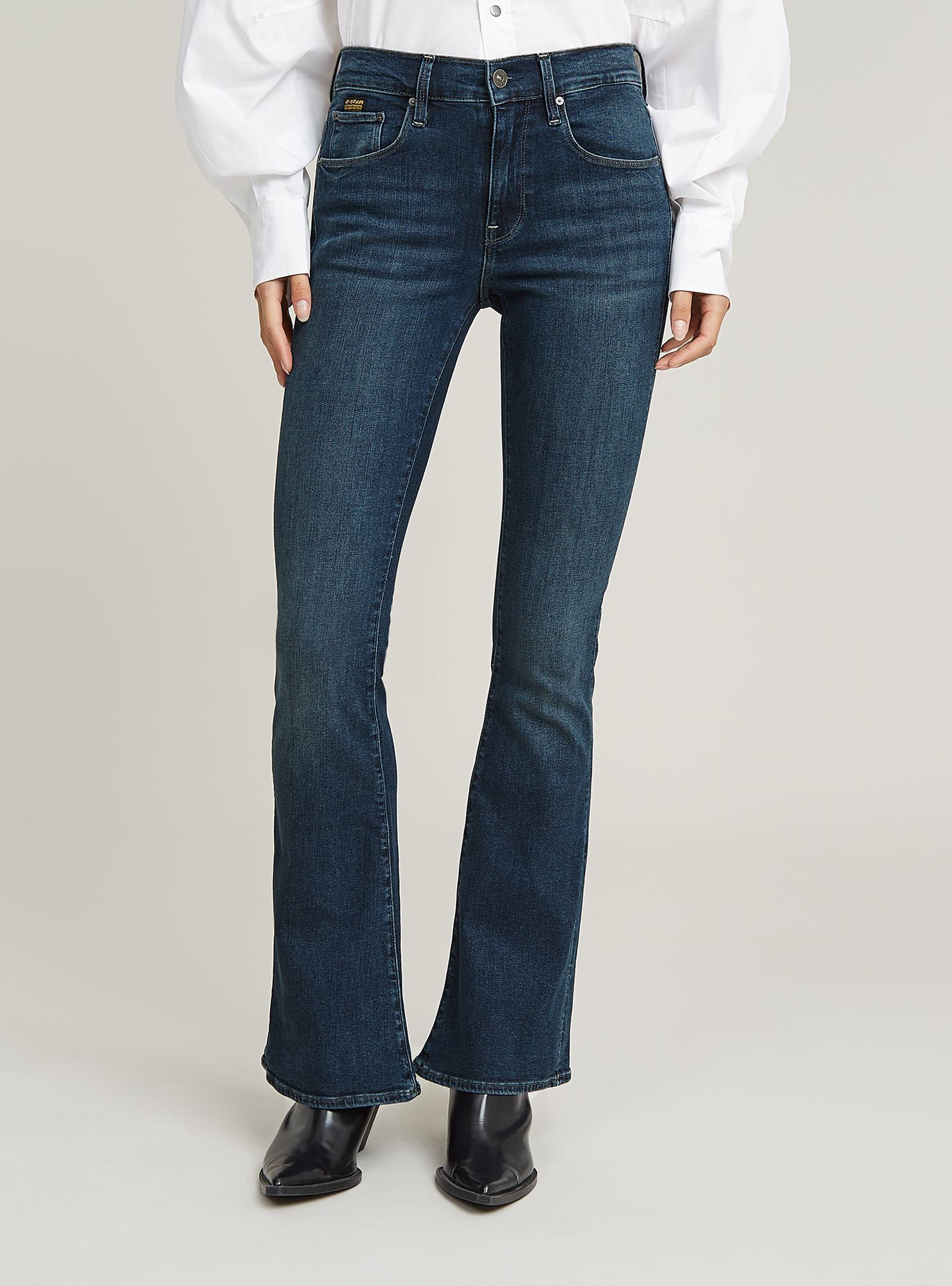 5-Pocket-Jeans G-STAR "3301 Flare Jeans", Damen, Gr. 24, Länge 28, worn in icy blau, Obermaterial: 9% Polyester, 2% Elasthan, Jeans 5-Pocket-Jeans