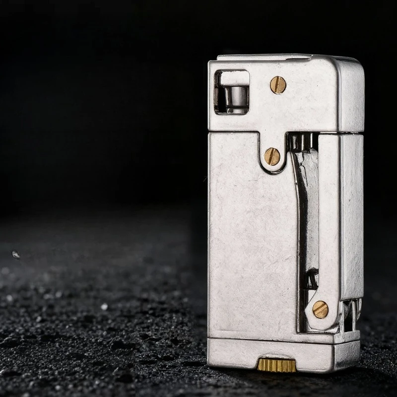 Neues mechanisches winddichtes Kero Years Feuerzeug Retro Mode automatische Zündung Kero Years Feuerzeug Raucherzubehör Geschenk Image