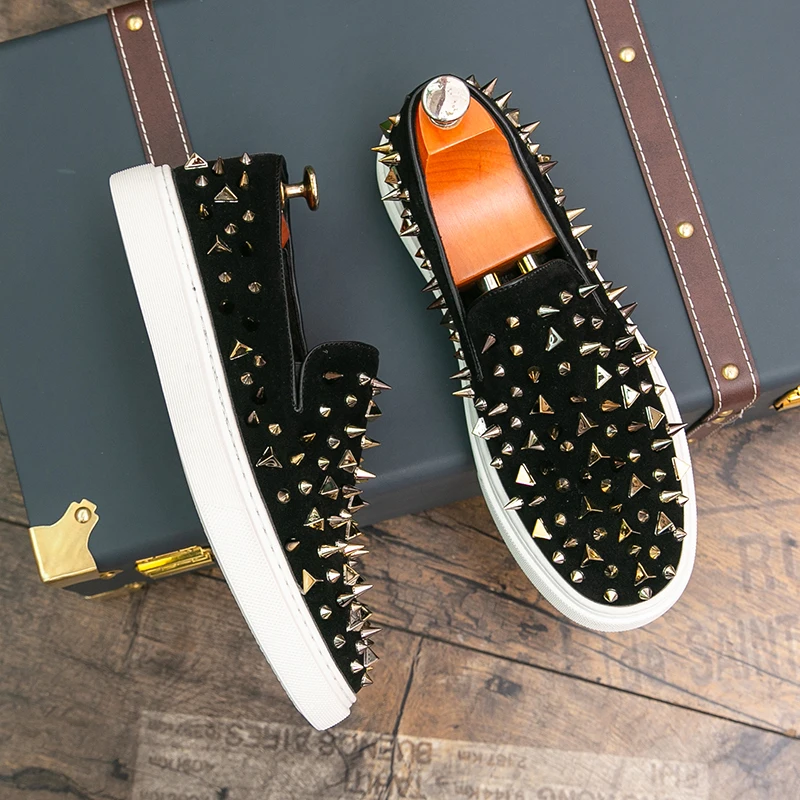 Punk Runde Kappe Strass Pailletten Loafer für Männer Casual Schuhe Niet Skateboard Schuh Trendy Flache Slip auf männer Schuhe zapatos