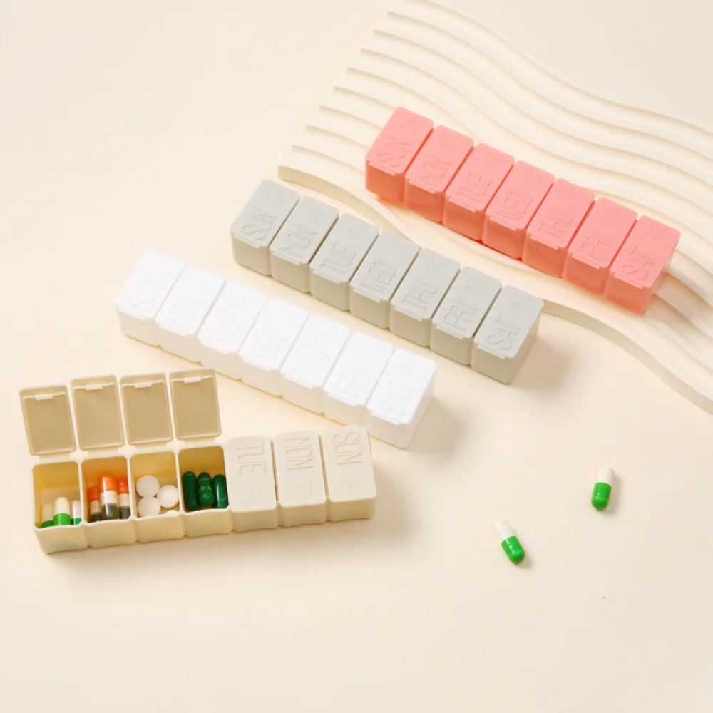 Neue Heiße Tragbare Reise Mini Wöchentlich 7 Tage 7 Grid Pille Fällen Box Organizer Container für Streifen Geformte Medizin Vitamin FischÖle Image