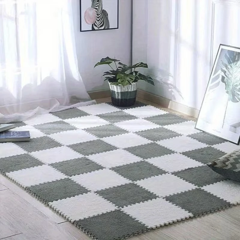 Baby-Spielmatte, weicher, ineinandergreifender Plüschteppich, ungiftig, rutschfest, sicher, bequem, geeignet für Babys, um auf ihren Magen zu spielen Image