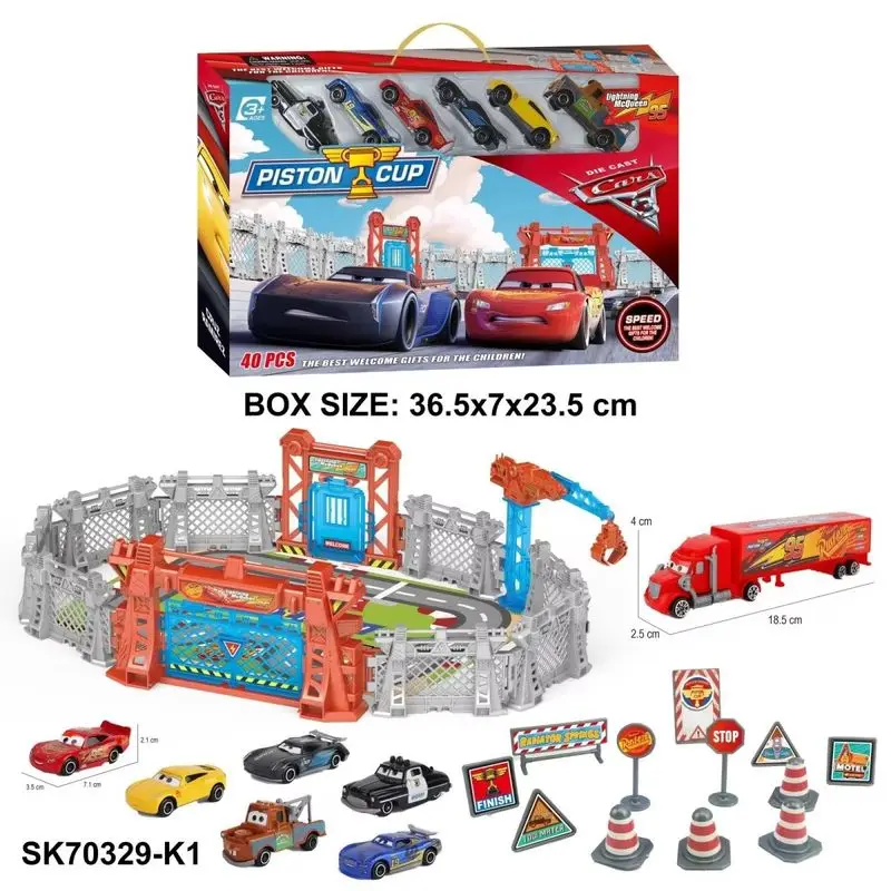 Das Pixar-Druckguss-Automodell-Set der Autoserie mit Mater und Mcqueen enthält 6 Mini-Autos und Rennstrecke, Barriere-Szenen-Spielset-Spielzeug Image