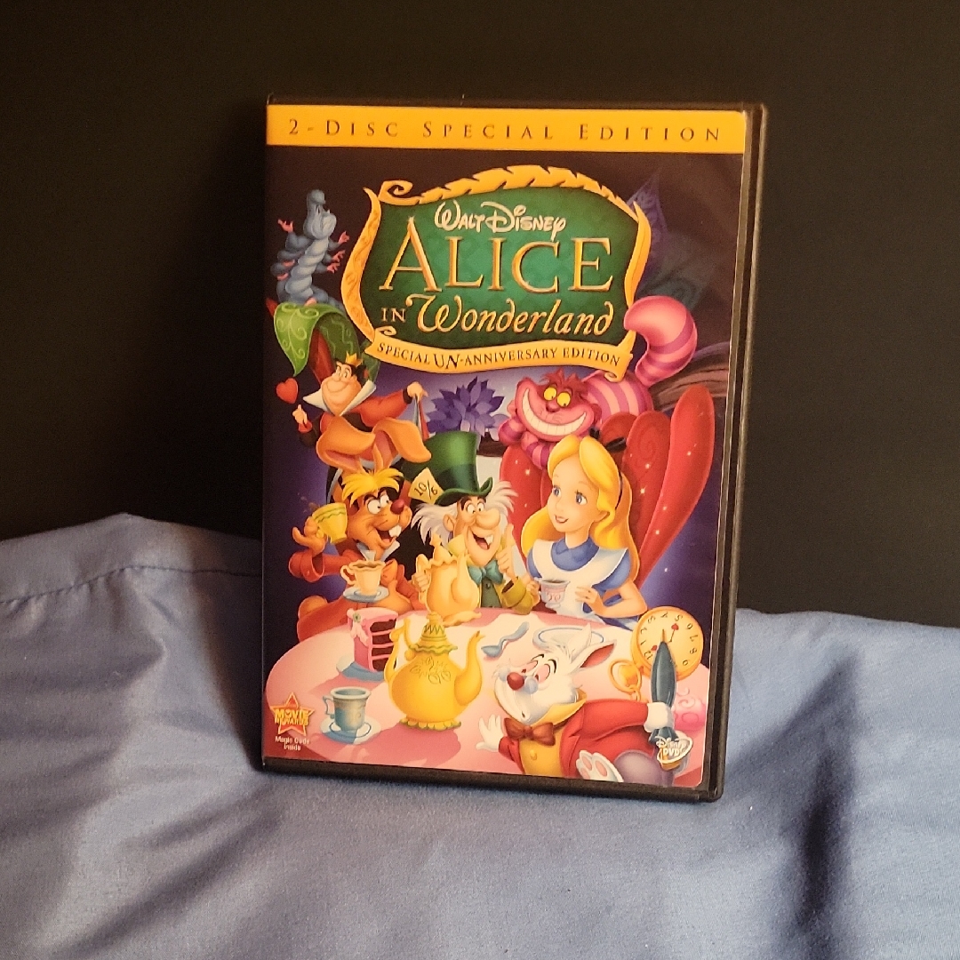 Disney Video Games & Consoles | Disney Alice In Wonderland Special Edition Dvd - Colorful Cover | Color: Black/Blue | Size: Os