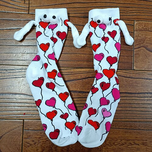 Herzförmige Magnetsocken für Paare zum Valentinstag, atmungsaktive, wadenlange Socken mit Händchenhalten-Motiv, das perfekte Valentinstagsgeschenk, ideal für Paare, kuschelig und stylisch für die Image