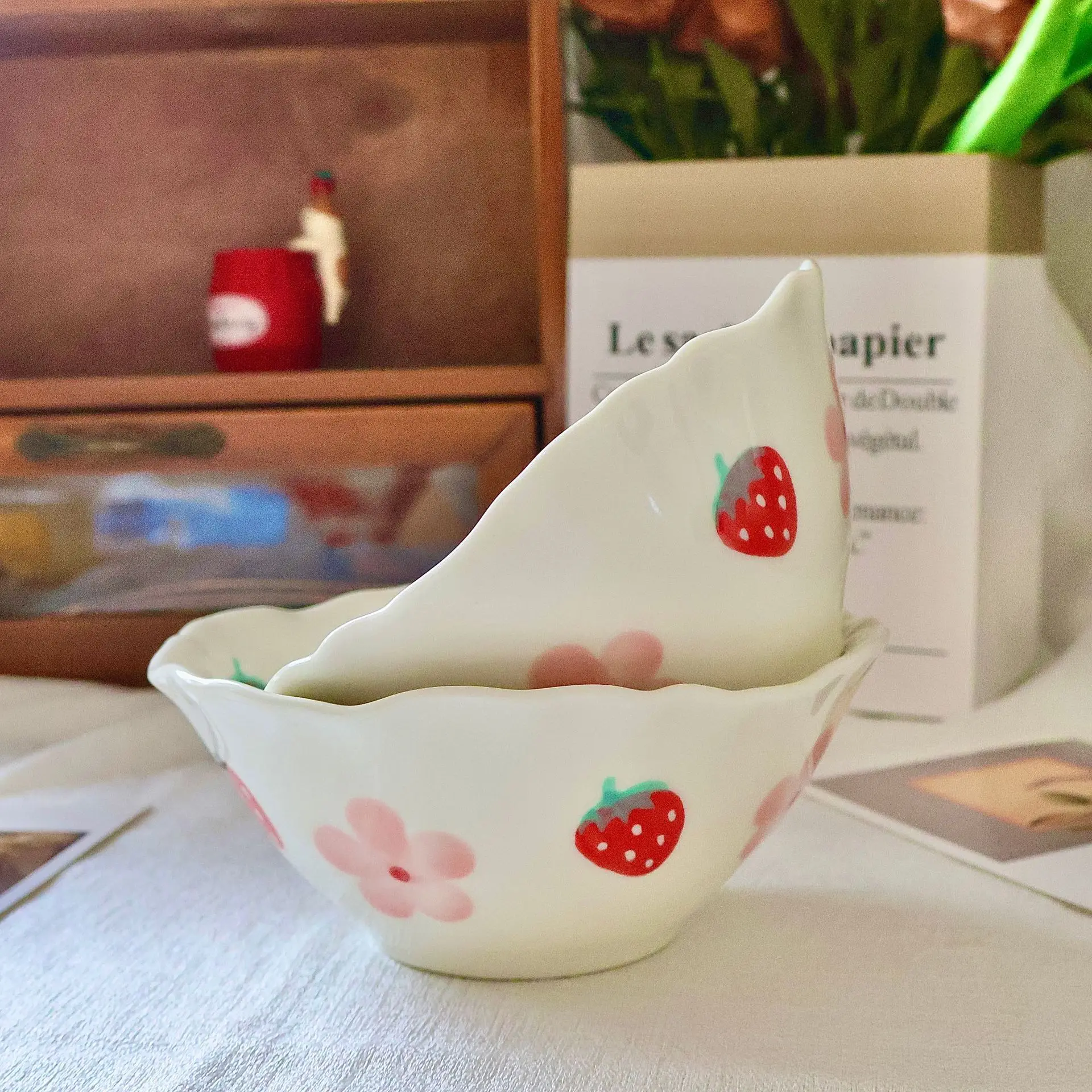 Household Irregular Hand Painted Ceramic Bowl Vintage Flower Pattern Breakfast Bowls Cute Daily Oatmeal Yogurt Cutlery