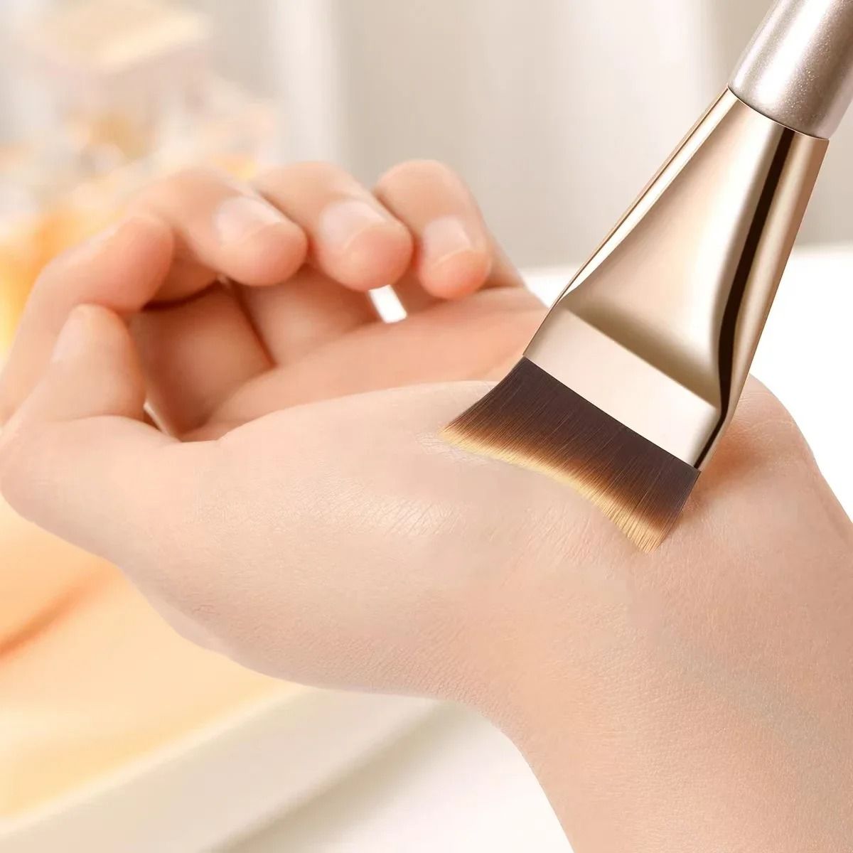 Arc Shaped Ultra Thin Flat Foundation Brush Professional Liquid Makeup Brush d